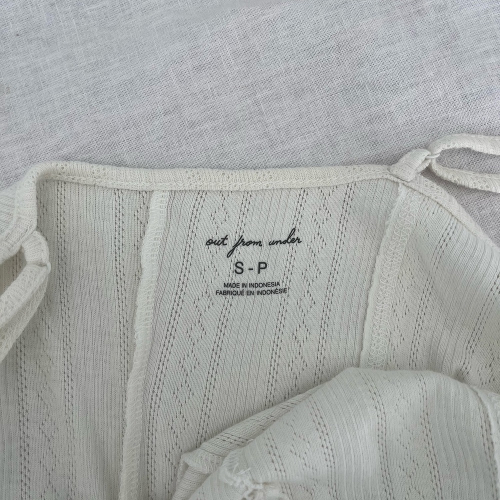 Cream Ruffled Knit Romper - Picture 3 of 3